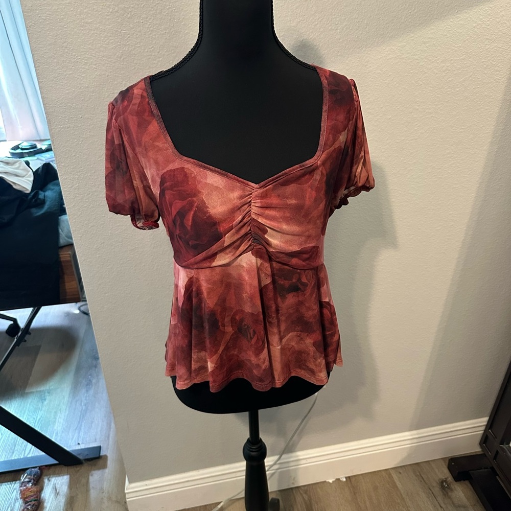 Women's Red Floral Top